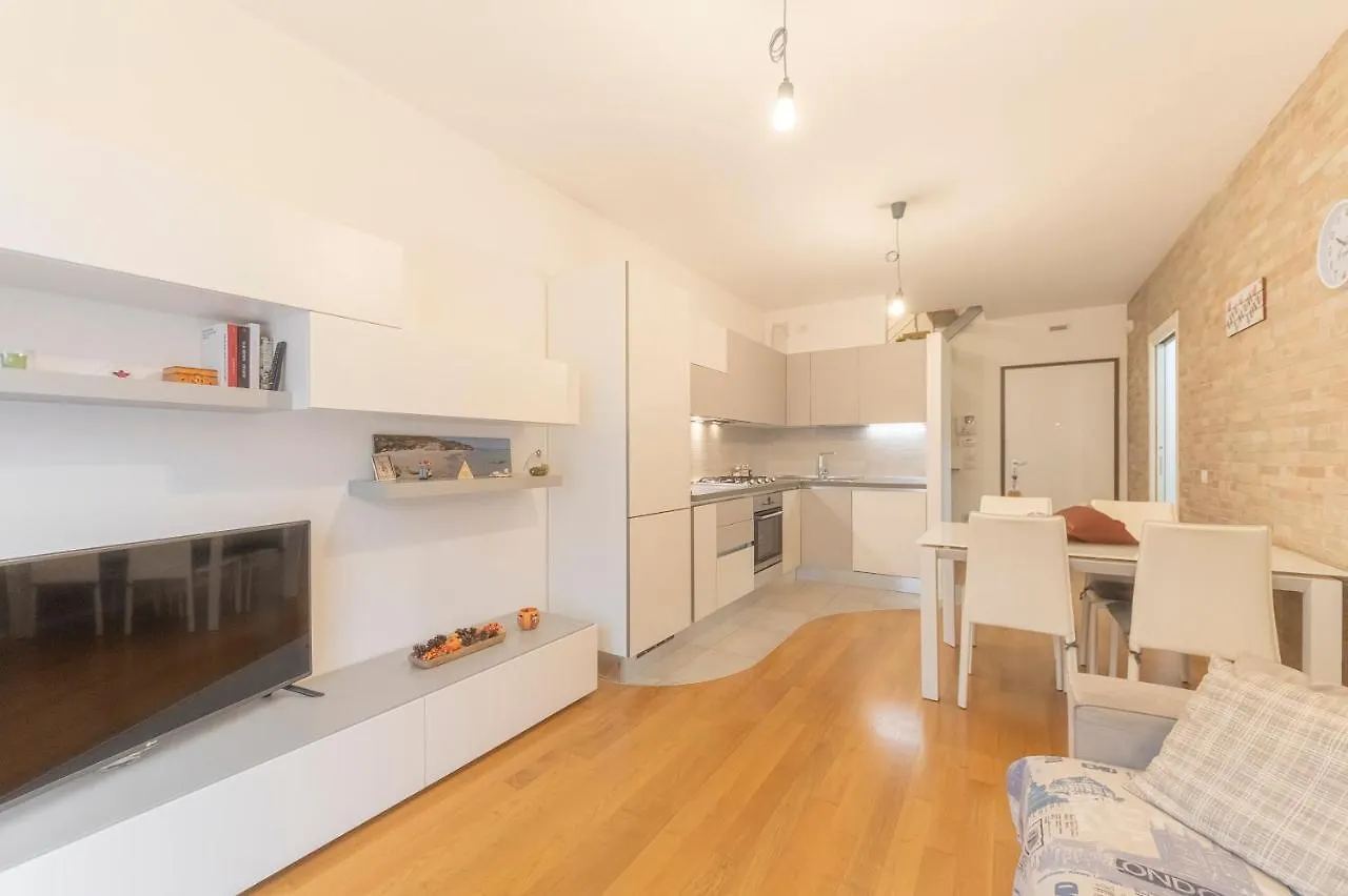 Luigi Flat Apartment Mestre