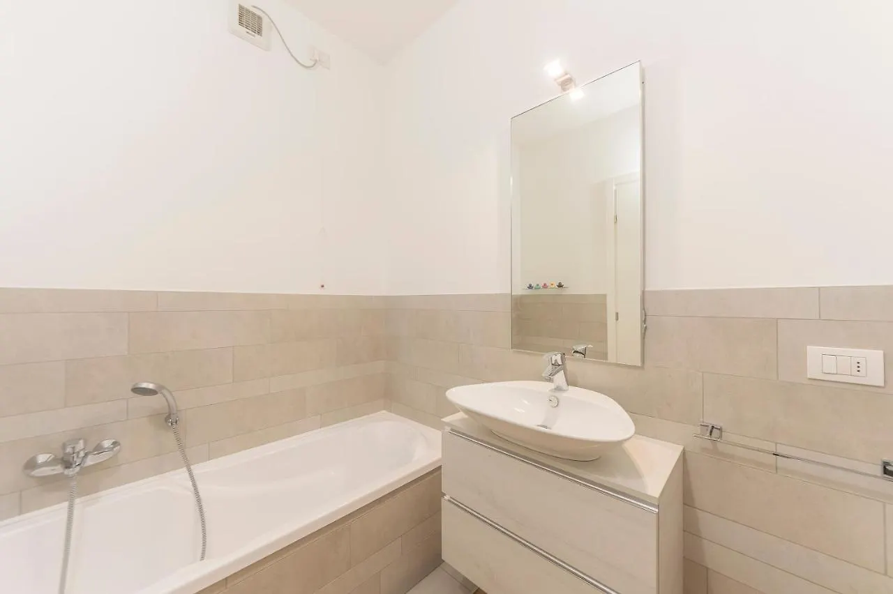 Luigi Flat Apartment Mestre