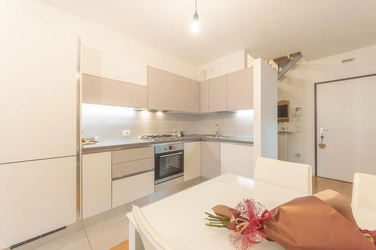Luigi Flat Apartment Mestre Italy
